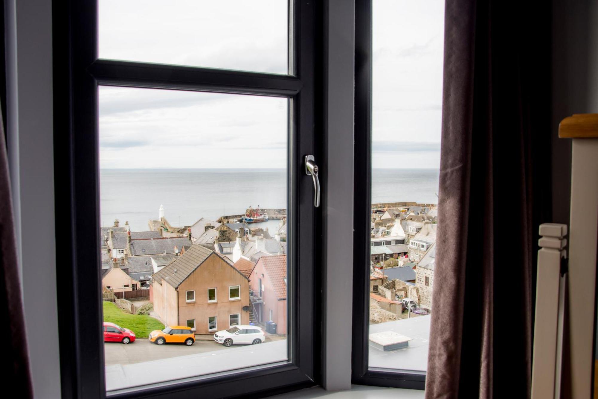 The Knowes Hotel & Restaurant Macduff Room photo