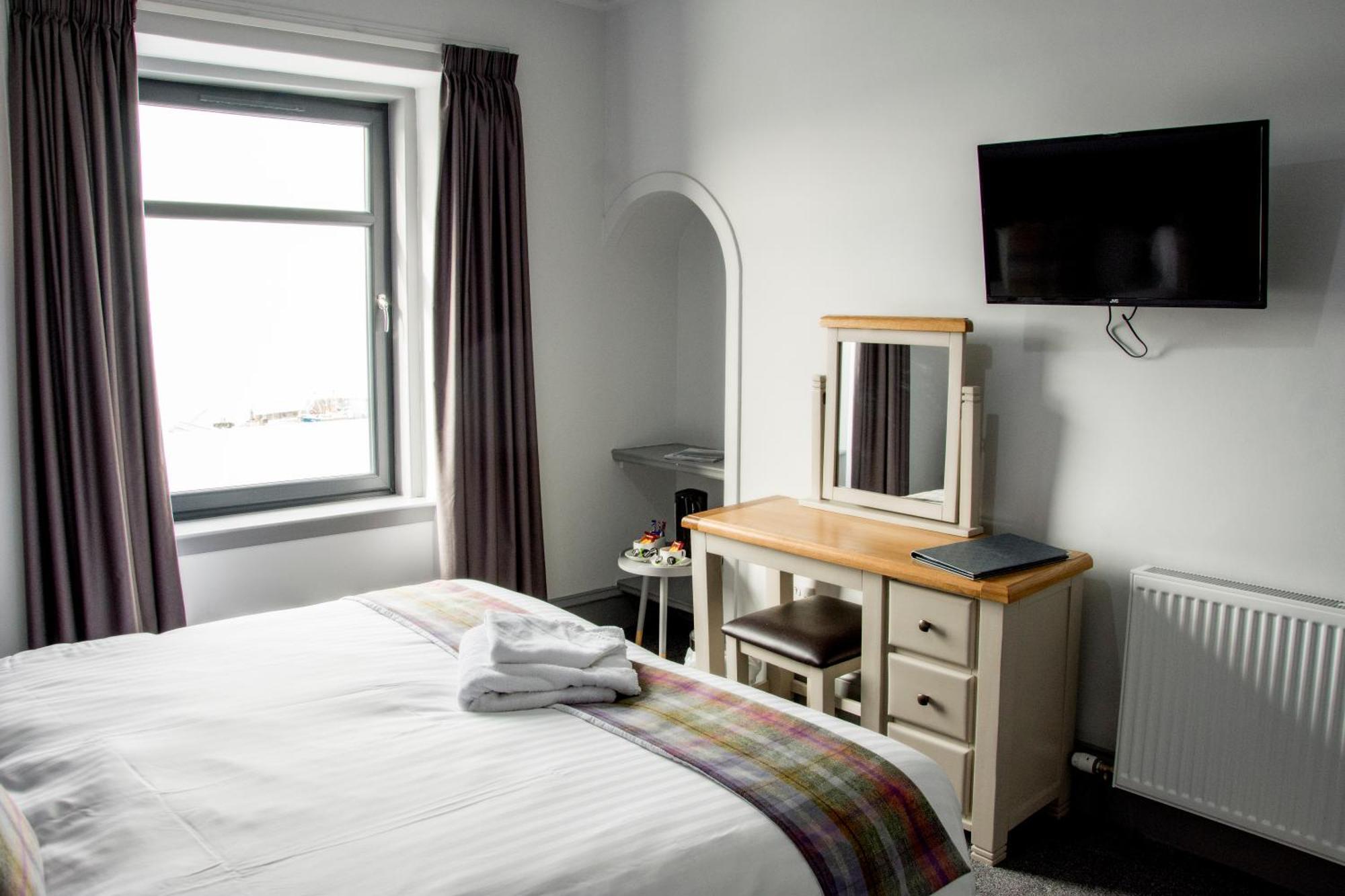 The Knowes Hotel & Restaurant Macduff Room photo