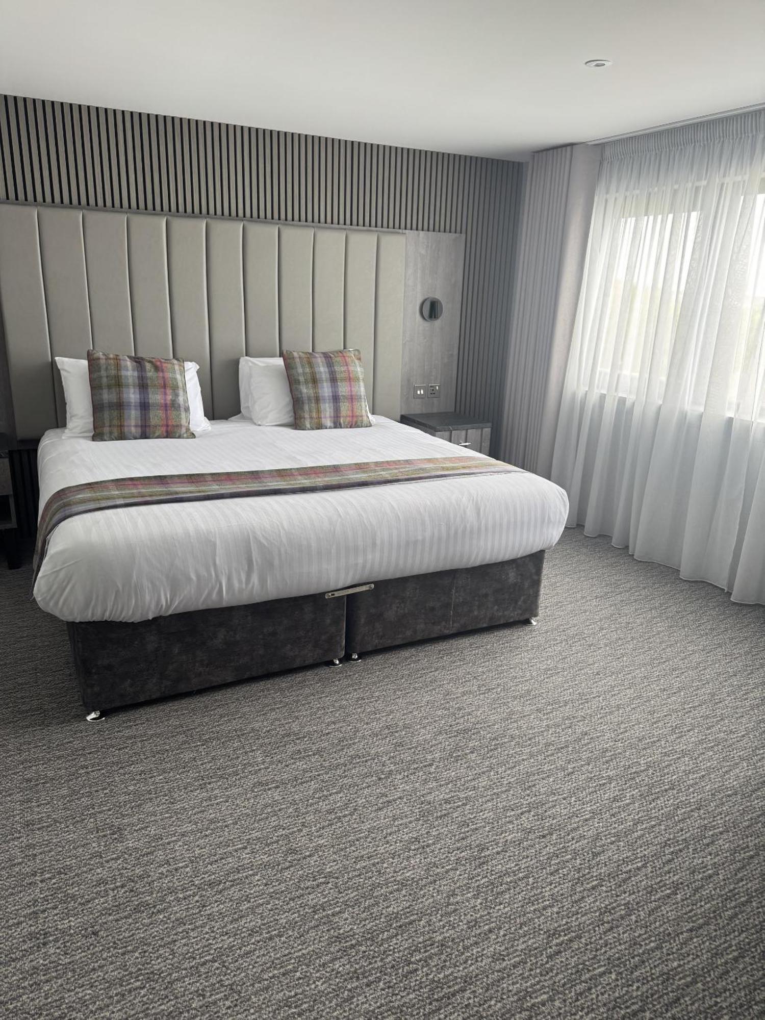 The Knowes Hotel & Restaurant Macduff Room photo