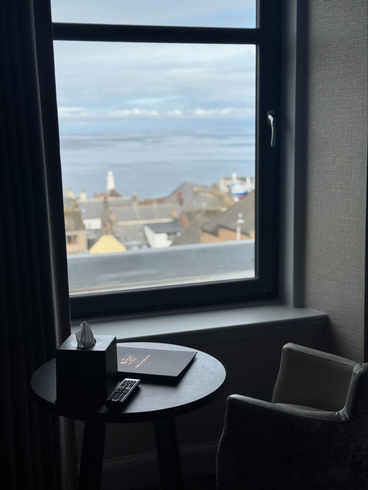 The Knowes Hotel & Restaurant Macduff Room photo